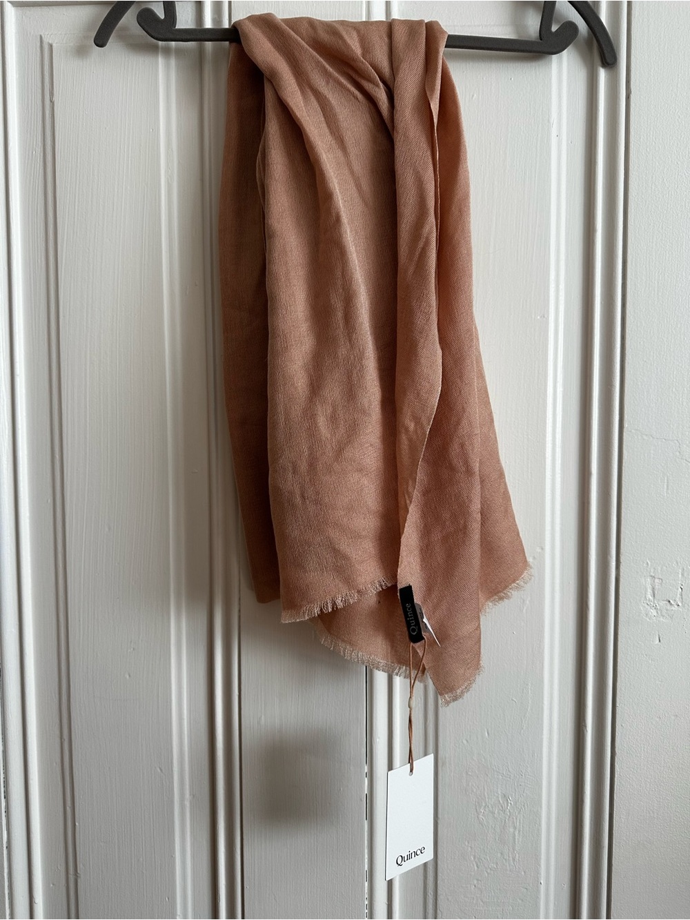 [Quince] Peach-Blush Cashmere-Silk Scarf